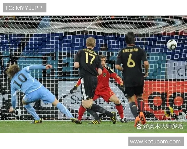 偶像足球明星的魅力与激情在绿茵场上绽放的瞬间 偶像足球明星的魅力与激情在绿茵场上绽放的瞬间