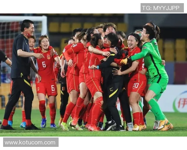 南京足球队以57分领跑世界杯积分榜展现强大实力和团队合作精神